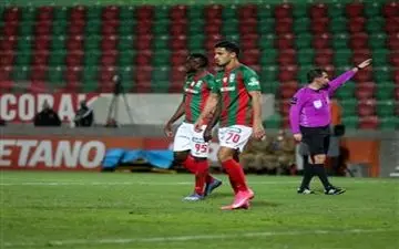 علیپور:همین طور که جلو می رویم شرایط بهتری را تجربه می کنم