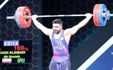 وزنه‌برداری قهرمانی جهان| دست جوادی به مدال یک‌ضرب نرسید
