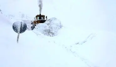 برف ۴ محور روستایی کرمانشاه را مسدود کرد