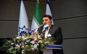 تحقق صادرات دو برابری از استان با توسعه زیر ساخت‌ها امکان‌پذیر است/صادرات خام‌فروشی در استان کرمانشاه تعطیل شود