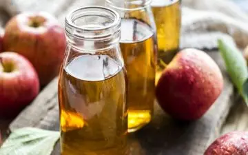 فواید و خطرات استفاده از سرکه سیب| برای درمان اگزما سرکه سیب استفاده کنیم؟

