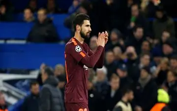  هافبک مغضوب بارسلونا؛ پل انتقال رابیوت