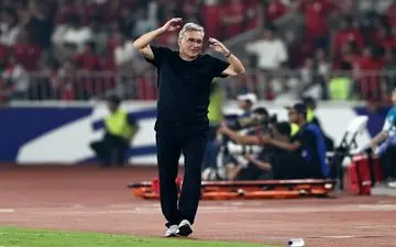 برانکو برای بازیکنان چینی تنبیه بدنی در نظر گرفت