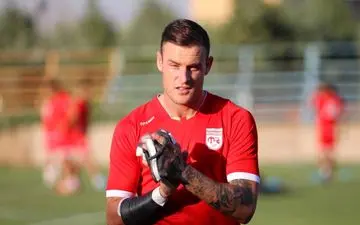 مهاجم جنجالی سرخپوشان از سوی باشگاه تهدید شد