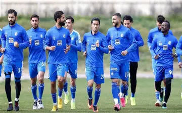 خودکشی یک زن جوان در تمرین استقلال!