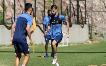 خداحافظی ستاره محبوب استقلالی ها از دنیای فوتبال 