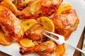 طرز تهیه خوراک مرغ پرتقالی با طعمی خاص و استثنایی