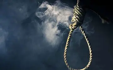 قاتلی را دار زدند 30 ثانیه از طناب آویزان بود اما زنده ماند ! / اتفاقی نادر در بندرعباس