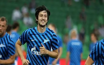 
2 تیم اسپانیایی و ایتالیایی خواهان جذب سردار آزمون