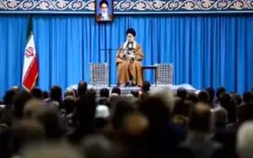 روایت دیده نشده رهبر انقلاب درباره نشان خارجی یک لباس ساخت داخل