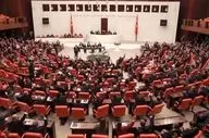 درگیری نمایندگان ترکیه | پارلمان به صحنه زد و خورد بدل شد + ویدئو