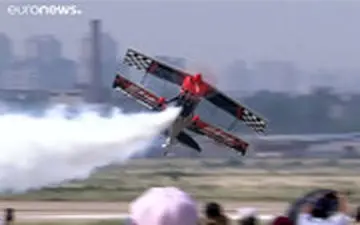  مسابقه ماشین و هواپیما در جشنواره هوایی چین