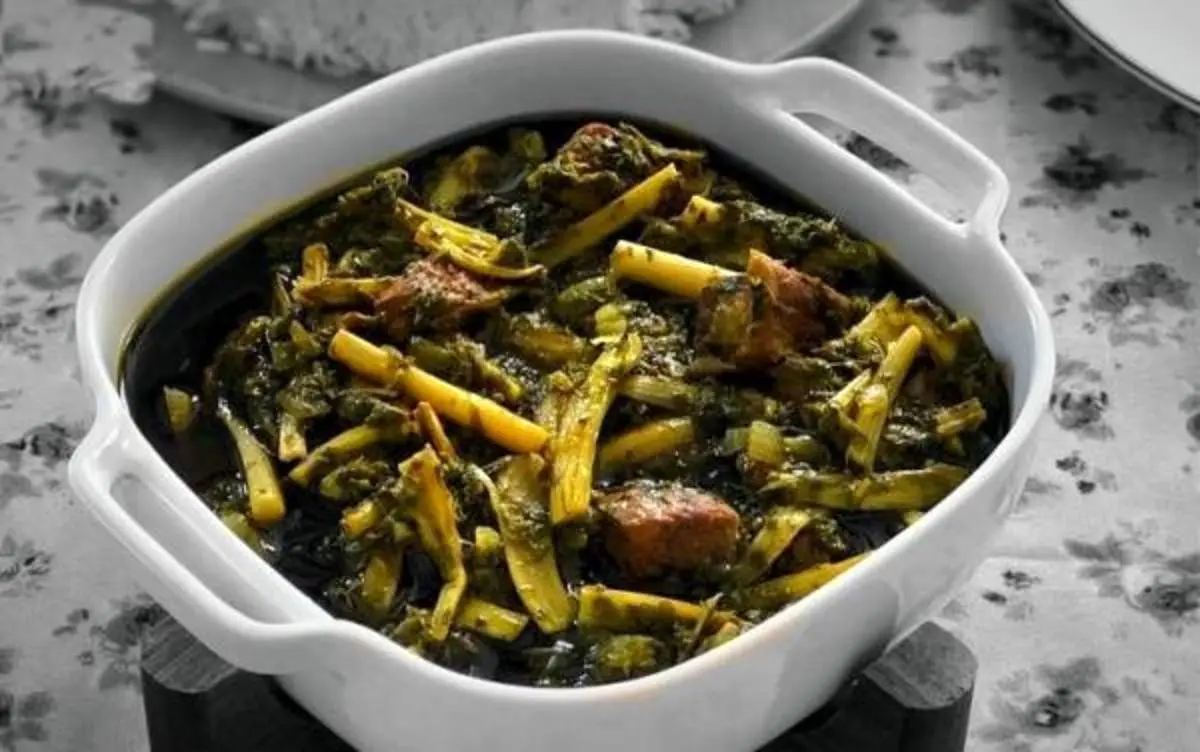 طرز تهیه خورشت کنگر با گوشت بوقلمون برای کاهش کلسترول