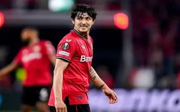 آزمون رسماً به شباب الاهلی پیوست 