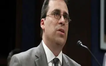 رئیس سازمان خدمات مهاجرت آمریکا کناره‌گیری کرد