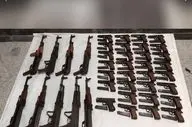 کشف ۴۰ قبضه سلاح جنگی توسط مرزبانان کرمانشاه