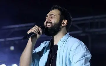 مهدی یراحی خبر داد: ممنوع‌الفعالیت شدم