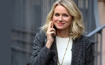 بازیگر زن سرشناس آمریکایی به تنهایی پناه می‌برد