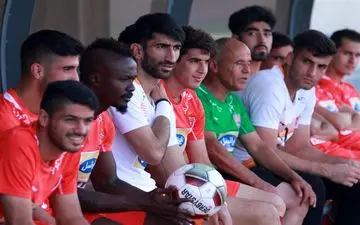  بیرانوند از مهار پنالتی رونالدو گفت/ وینگو تشویق شد 