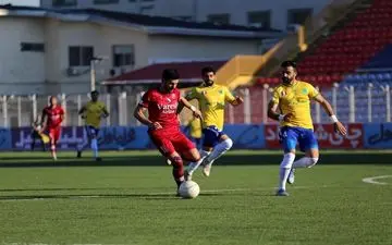 لیگ برتر فوتبال| برتری صنعت نفت مقابل نساجی؛ بازگشت منصوریان خوش‌یمن بود/ تقسیم امتیازات بین مس و آلومینیوم 