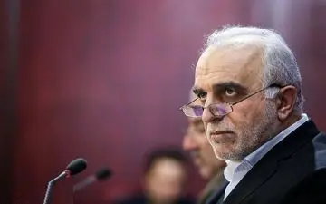 وزیر اقتصاد: گمرک برای صادرات باید فرش قرمز پهن کند