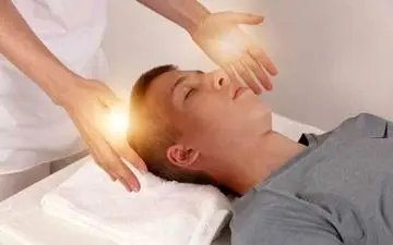  انرژی درمانگرهای قلابی؛ کلاهبرداران جدید!