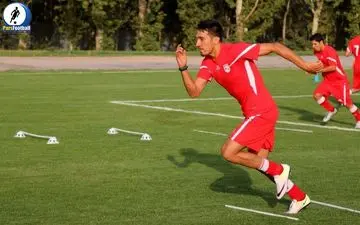 مسمومیت، دلیل غیبت حاتمی در ترکیب تراکتور