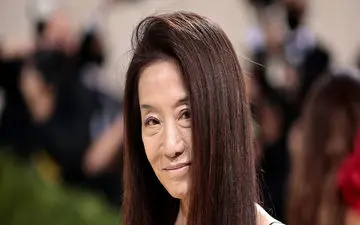 عینک جنجالی ورا وانگ در هفته مد پاریس؛ جسارت یا طعنه به مد روز؟