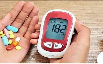 ۸ علت تغییر داروی دیابت توسط پزشک