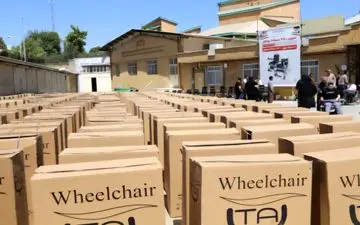 اهدای ۳۵۰ دستگاه ویلچر به افراد دارای معلولیت در سنندج