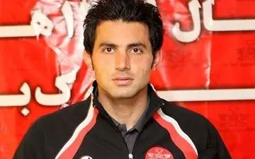 دردسری جدید برای پرسپولیسی ها ؛ قرارداد سفید دروازه بان سابق پرسپولیس دردسرساز شد