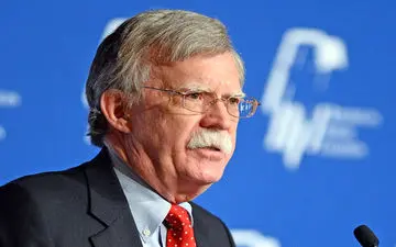 جان بولتون: احتمال دارد ترامپ از توافق با ایران خارج شود