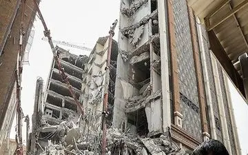 ریزش متروپل بر اساس برنامه‌ریزی عملیات تخریب صورت گرفت