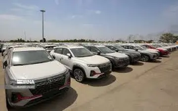 وزارت صمت : سال آینده خودروی وارداتی گران می‌شود