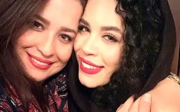 رونمایی ملیکا و مهراوه شریفی نیا از پدر ناتنی خود + عکس