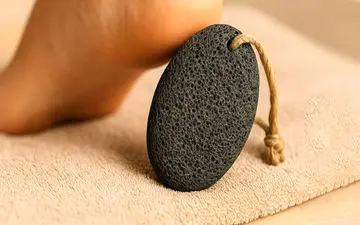 سنگ پا بزنیم یا نزنیم؟ همه چیز درباره فواید، مضرات و روش استفاده اصولی