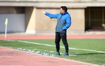 رسمی؛ مجتبی حسینی سرمربی ذوب‌آهن شد 