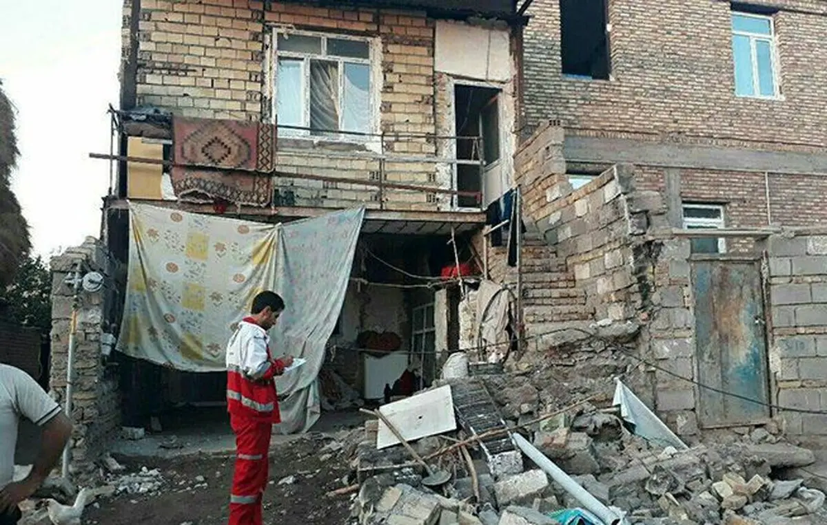 زلزله ۴.۹ ریشتری شربیان آذربایجان شرقی را لرزاند+ عکس