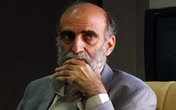 کریم اکبری بر اثر کرونا درگذشت
