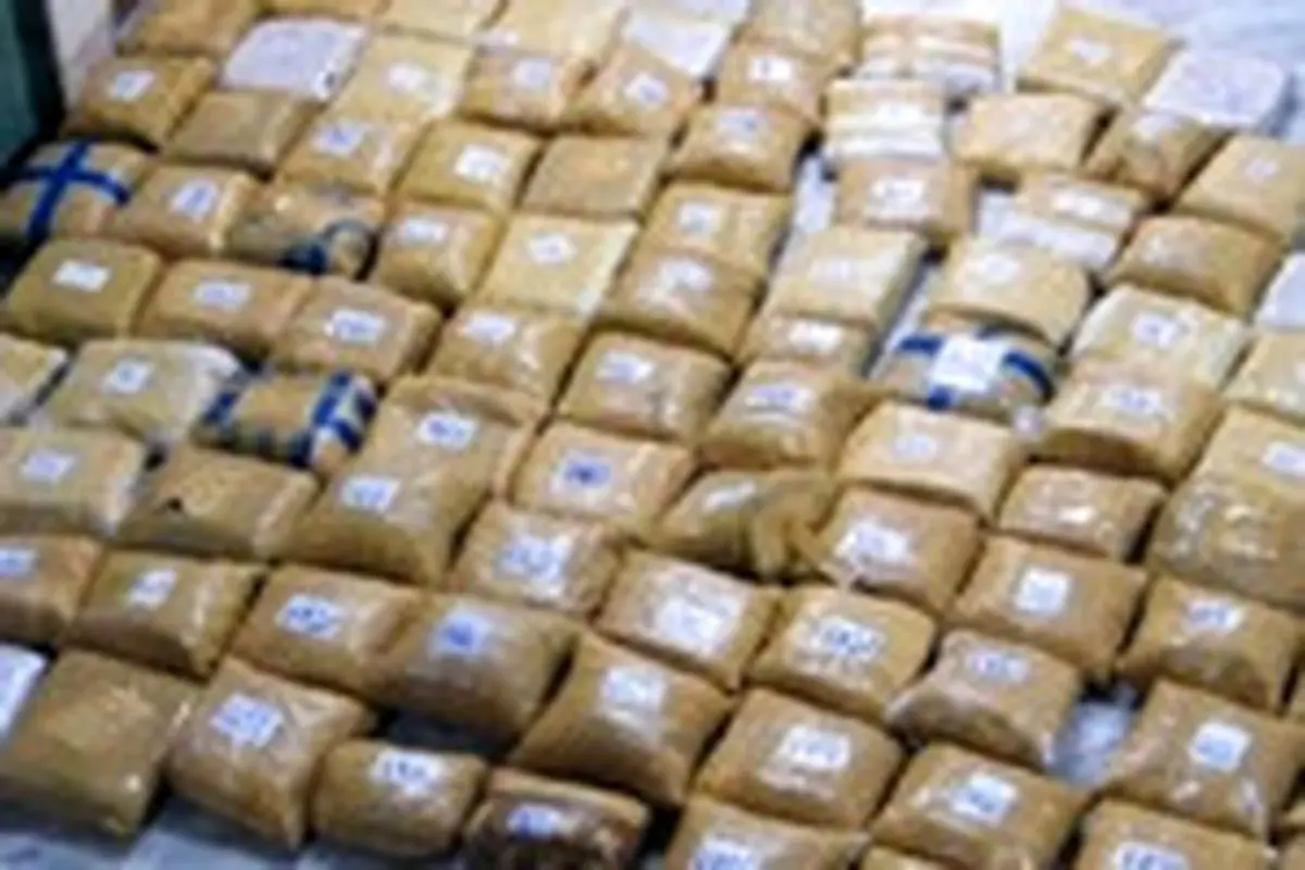 کشف بیش از ۷۵ کیلوگرم مواد مخدر تریاک از خودروی قاچاقچیان