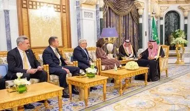 شاه عربستان و رئیس سازمان جاسوسی آمریکا با هم دیدار کردند