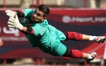 دروازه بان فصل گذشته پرسپولیس استقلالی شد