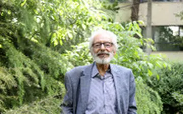  آواز خواندن جمشید مشایخی در لحظه تحویل سال ۹۸