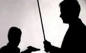 ماجرای ضرب و شتم دانش آموز فنوجی