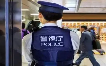 کشف جسد منجمد دختر جوان که 17 سال توسط والدینش زندانی بود