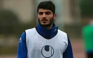 مدافع استقلال نقره داغ شد 