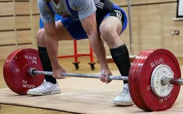 پاورلیفتینگ کار بجنوردی نشان نقره مسابقات آسیایی را کسب کرد