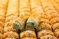 طرز تهیه باقلوای ترکی ترد و شیرین با نکات حرفه‌ای