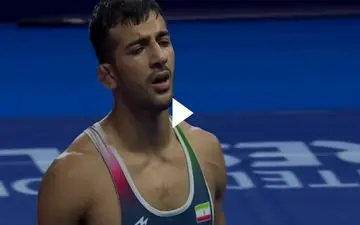 کسب مدال برنز جهانی توسط کشتکار در وزن 63 کیلوگرم + ویدئو
