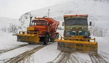 برف‌روبی بیش از ۱۱ هزار کیلومتر‌باند در محورهای مواصلاتی استان کرمانشاه 

